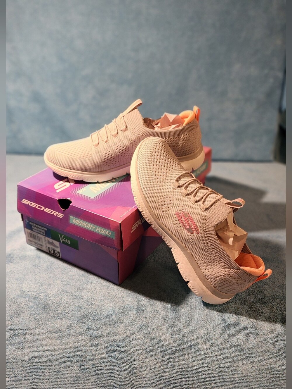 Skechers Women's Knit Slip-On Sneakers Grey - Light Peach NIB Size 10